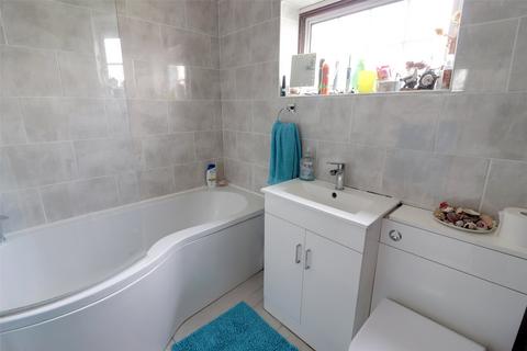 11 Broad Park, Launceston, PL15 8DS