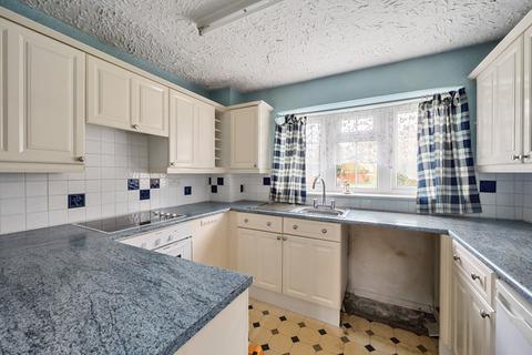 11 Hilary Close, Reading, RG2 8TF