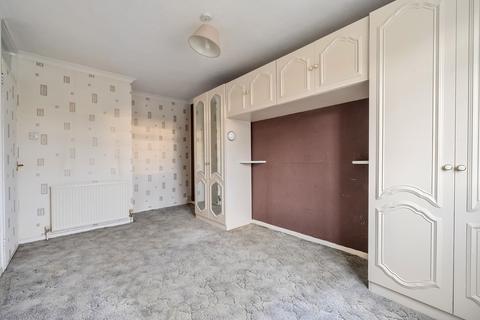 11 Hilary Close, Reading, RG2 8TF