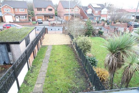 2 bedroom terraced house for sale, Carr Lane, West Yorkshire WF10