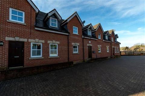 2 bedroom flat to rent, Station Terrace, Buckinghamshire MK18