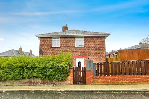 3 bedroom semi-detached house to rent, Surrey Crescent, Durham DH8