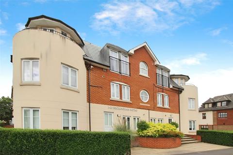 2 bedroom flat to rent, Beckingham Metro Station Road, Surrey TW20