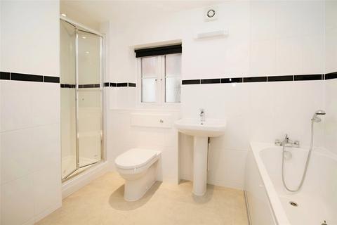 2 bedroom flat to rent, Beckingham Metro Station Road, Surrey TW20