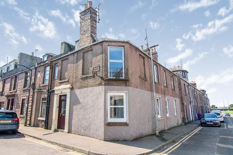 2 bedroom flat to rent, Lowerhall Street, Angus DD10