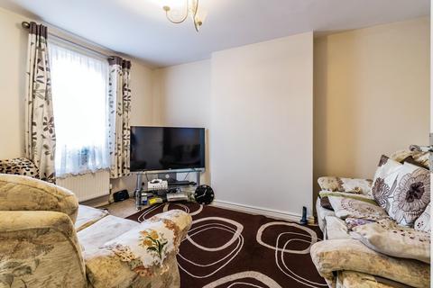 3 bedroom end of terrace house for sale, Cherry Avenue, Manchester M11