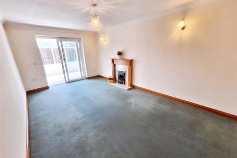 2 bedroom bungalow for sale, Arbury Garth, Warwickshire CV10