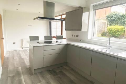 71 Ravensmead, Featherstone, Pontefract, WF7 5AQ