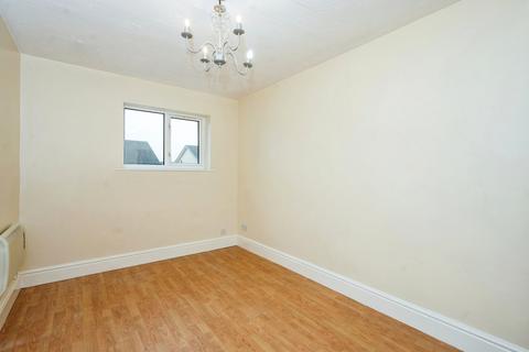 2 bedroom apartment to rent, Menai Mews, Prescot L34