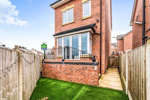 3 bedroom detached house for sale, Parkfield Court, Greater Manchester OL4