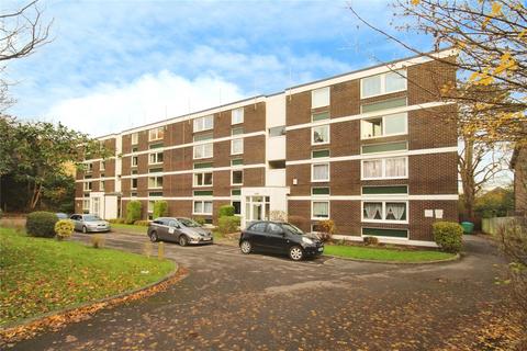 2 bedroom flat for sale, Elm Close, Southampton SO16