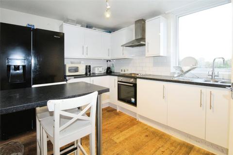 2 bedroom flat for sale, Elm Close, Southampton SO16