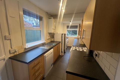 4 bedroom house share to rent, Birmingham B29