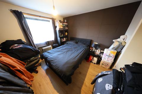 2 bedroom flat for sale, Kingfisher Heights, Hogg Lane, Grays