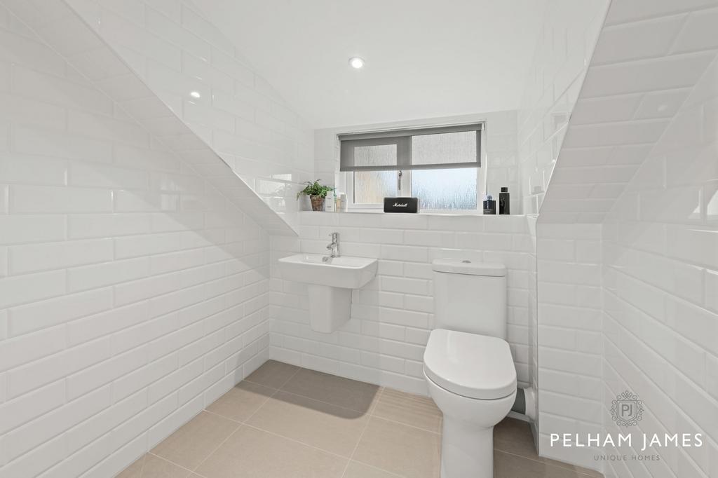 Shower Room, Moorside, The Nook, Easton on the...