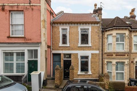42 Richmond Road, Montpelier, Bristol, BS6 5EW
