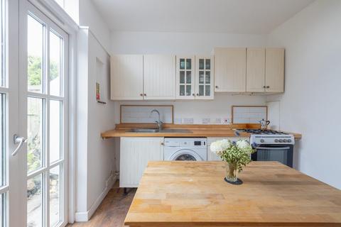 42 Richmond Road, Montpelier, Bristol, BS6 5EW