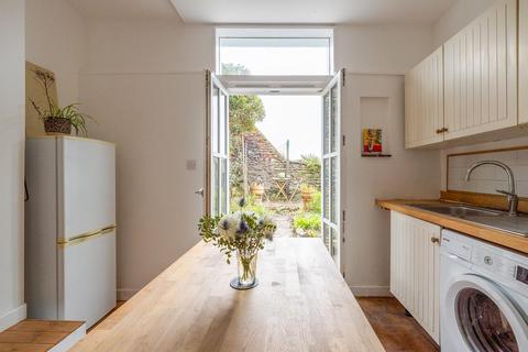 42 Richmond Road, Montpelier, Bristol, BS6 5EW