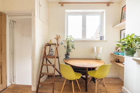 42 Richmond Road, Montpelier, Bristol, BS6 5EW