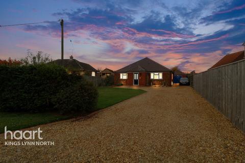 4 bedroom detached bungalow for sale, Heacham PE31