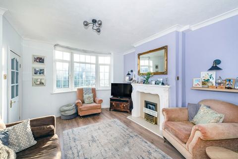 4 Goodison Crescent, Sheffield, S6 5HT