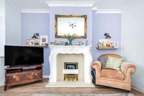 4 Goodison Crescent, Sheffield, S6 5HT