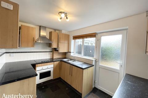 2 bedroom semi-detached house to rent, Fleckney Avenue, Stoke-On-Trent ST3