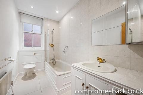 2 bedroom flat for sale, Essendine Mansions, London W9