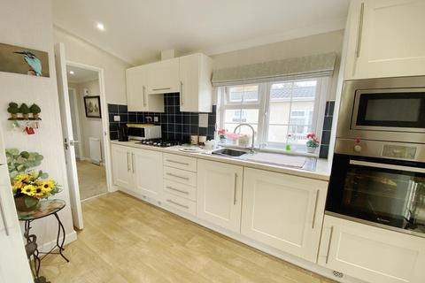 2 bedroom park home for sale, Pinehurst Park, West Moors, Ferndown, Dorset