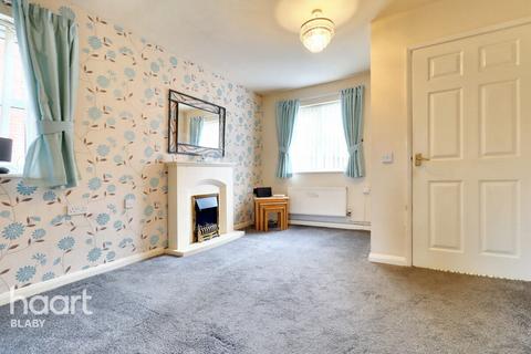 2 bedroom semi-detached house for sale, Shades Close, Leicester