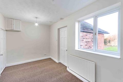 3 bedroom semi-detached house for sale, Peel Avenue, Newark NG22