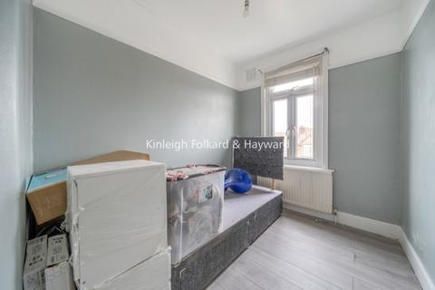 2 bedroom flat to rent, Bellingham Road London SE6