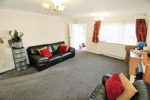 2 bedroom semi-detached house to rent, Foxton Close, Sellars Wood, Nottingham, NG6