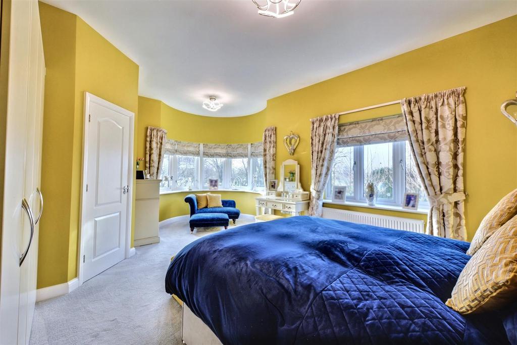 Bedroom 1 1.jpeg