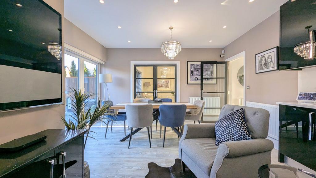 Family / Dining Area