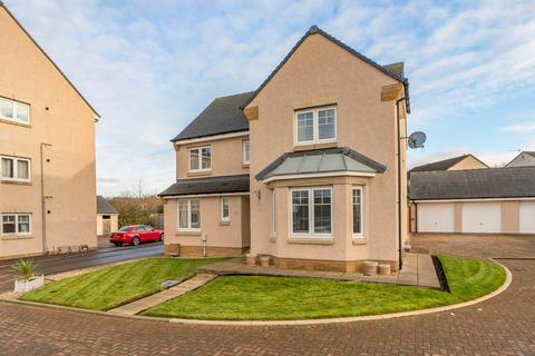 Wester Kippielaw Green, Dalkeith, EH22