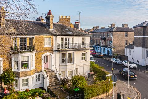 4 bedroom apartment for sale, Capel Terrace, Southend-on-sea, SS1