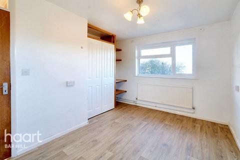 2 bedroom apartment for sale, Queen's Close, Over