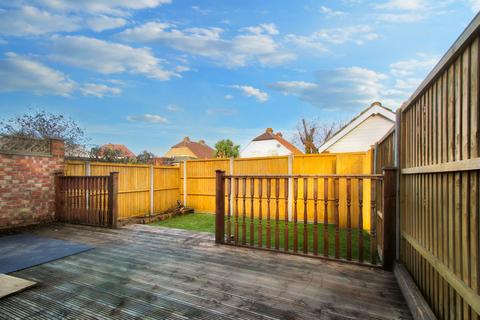 7a Lonsdale Close, Uxbridge, UB8 3BY
