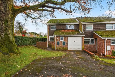 3 bedroom end of terrace house for sale, Oak Close, Overton, Basingstoke