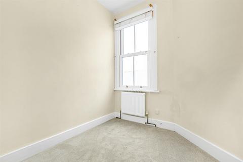 39 Carshalton Grove, Sutton, SM1 4LY