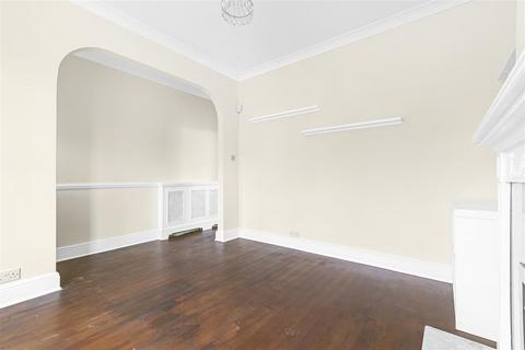 39 Carshalton Grove, Sutton, SM1 4LY