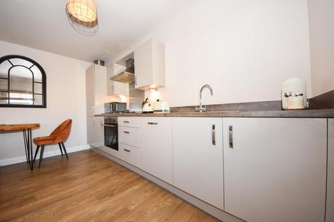 1 bedroom flat for sale, Ropeway, Bishops Itchington, Southam