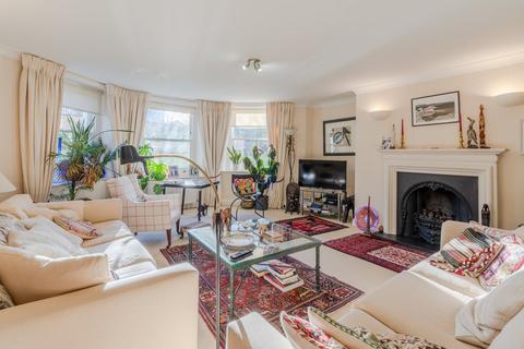 3 bedroom apartment for sale, Churchill Lodge, Painswick Road, Leckhampton, Cheltenham, GL50