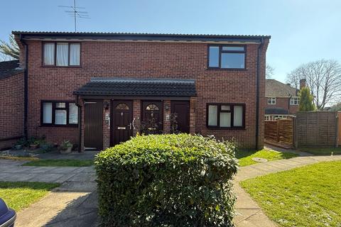 1 bedroom maisonette for sale, Brookdale Court, Nottingham NG5