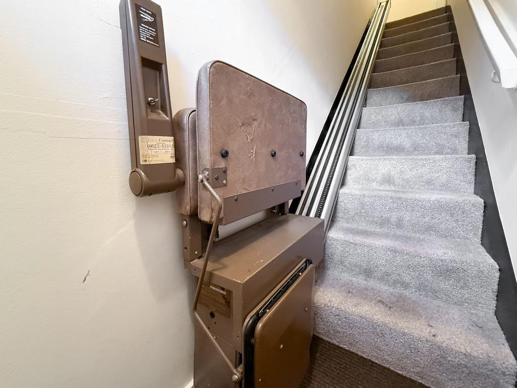 Staircase with Lift