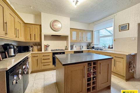 10 Alexander Road, Dove Holes, Buxton, SK17 8BN