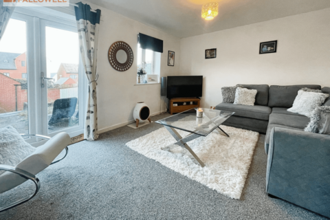 4 bedroom townhouse for sale, Cottom Way, Telford TF3