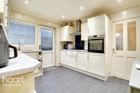 1 Gayton Close, Balby, Doncaster, DN4 9SB