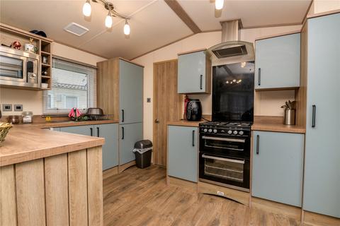 2 bedroom park home for sale, Sycamore, Bashley Caravan Park, Sway Road, New Milton, BH25